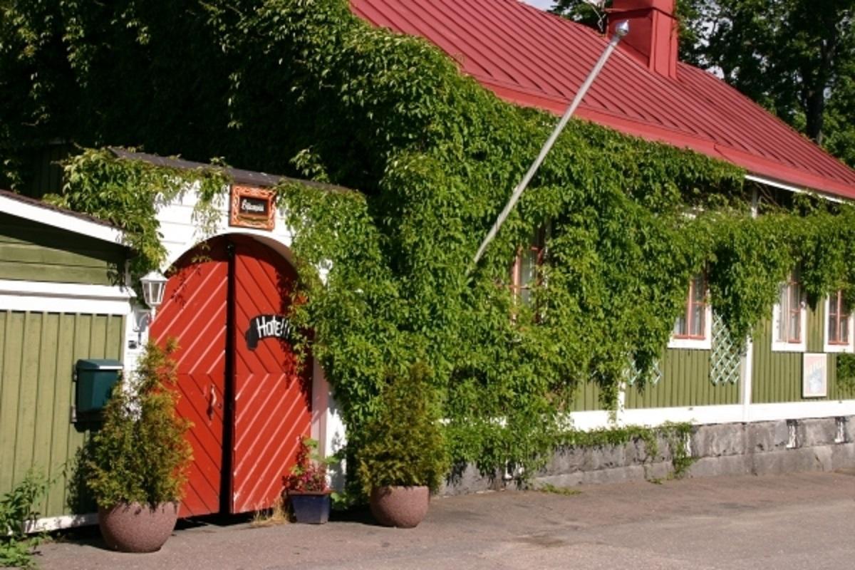 Hotelli Luostarin Puutarha Nådendal Eksteriør bilde